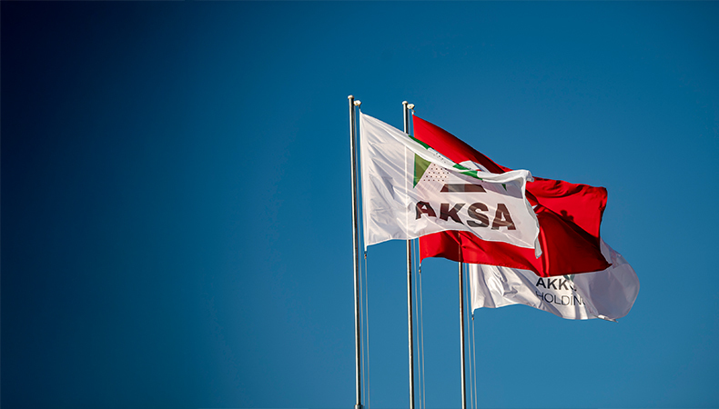 Aksa&#x2019;ya &#x130;lk Ad&#x131;m